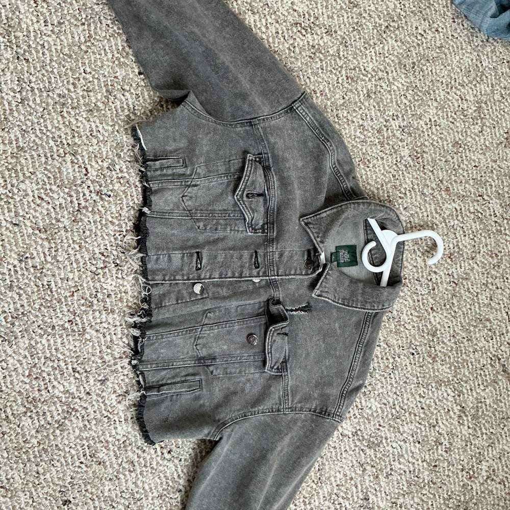 Gray Cropped Denim Jacket